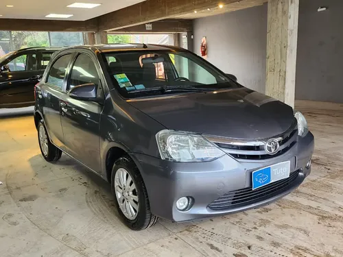 Toyota Etios 2015
