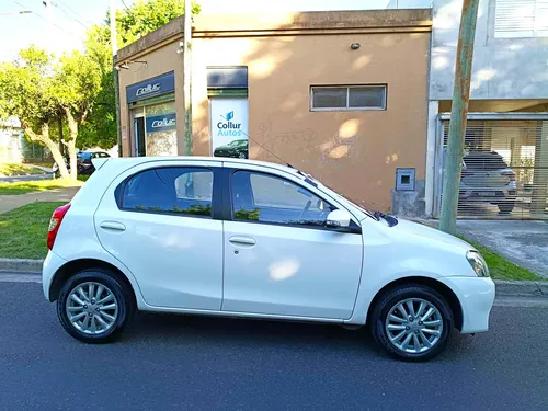 Toyota Etios 2015